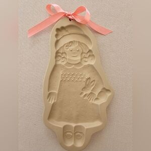 Vintage!  Brown Bag Cookie Art Mill Design Cookie Mold 1992 Girl with Bunny